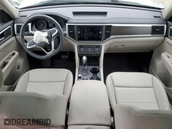 2021 Volkswagen Atlas SE with VIN 1V2KP2CA8MC536766, listed as a Copart auction lot 61058575 with 24,805 mi miles and Salvage title. Bid and sale history available at DreamBid. Image 8.