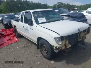 1995 Toyota Tacoma with VIN 4TAUN53B2SZ019575, listed as a IAAI auction lot 42100951 with 270,058 mi miles and . Bid and sale history available at DreamBid. Image 1.