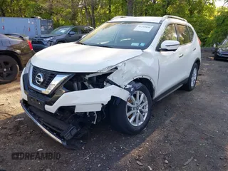 2017 Nissan Rogue SV с VIN KNMAT2MVXHP512848, выставлен на аукционе IAAI как лот 42210898 с пробегом 69 945 миль миль и . История ставок и продаж доступна на DreamBid. Изображение 6.