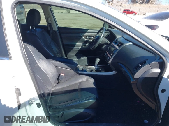 2014 Nissan Altima 2.5 with VIN 1N4AL3AP8EC407469, listed as a IAAI auction lot 41685709 with 106,295 mi miles. Bid and sale history available at carsss.com. Image 5.