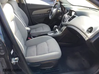 2016 Chevrolet Cruze Limited LT with VIN 1G1PE5SB2G7194424, listed as a IAAI auction lot 41773089 with 107,795 mi miles. Bid and sale history available at carsss.com. Image 5.