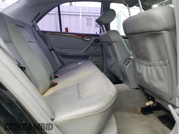 2001 Mercedes-Benz E-Class with VIN WDBJF65J61B307118, listed as a Copart auction lot 72564424 with Not Provided miles and Clean Title. Bid and sale history available at carsss.com. Image 10.