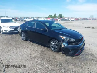 2022 Kia Forte GT-Line z VIN 3KPF54ADXNE448913, wystawiony jako IAAI lot #42084115 z przebiegiem 97 753 mil mil oraz . Historia ofert i sprzedaży dostępna na DreamBid. Obrazek 1.