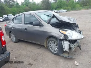 2015 Nissan Versa SV с VIN 3N1CN7AP3FL890625, выставлен на аукционе IAAI как лот 41946626 с пробегом 100 586 миль миль и . История ставок и продаж доступна на DreamBid. Изображение 1.