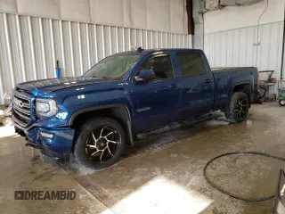 2018 GMC Sierra 1500 SLE with VIN 3GTU2MEC6JG122557, listed as a Copart auction lot 61717334 with 0 mi miles and Salvage Title. Bid and sale history available at carsss.com. Image 1.