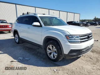2018 Volkswagen Atlas Launch Edition with VIN 1V2BR2CA2JC509892, listed as a Copart auction lot 81272824 with 107,686 mi miles and Salvage title. Bid and sale history available at DreamBid. Image 4.