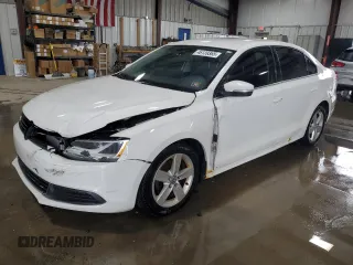 2013 Volkswagen Jetta TDI w/Premium/Nav with VIN 3VWLL7AJ3DM381587, listed as a Copart auction lot 46139365 with 184,917 mi miles and Salvage title. Bid and sale history available at DreamBid. Image 1.