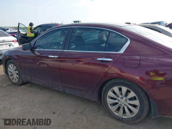 2015 Honda Accord EX-L z VIN 1HGCR2F8XFA003889, wystawiony jako IAAI lot #41916056 z przebiegiem 114 741 mil mil oraz . Historia ofert i sprzedaży dostępna na DreamBid. Obrazek 14.