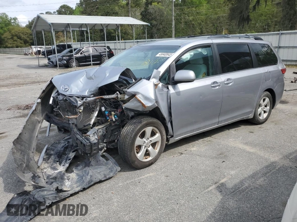 2015 Toyota Sienna LE AAS with VIN 5TDKK3DC9FS599320, listed as a Copart auction lot 49948945 with 0 mi miles and Salvage Title. Bid and sale history available at carsss.com. Image 1.