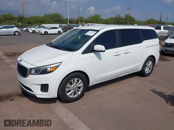 2015 Kia Sedona LX with VIN KNDMB5C15F6026922, listed as a IAAI auction lot 41563861 with 133,733 mi miles. Bid and sale history available at carsss.com. Image 2.