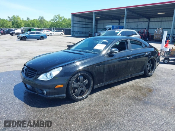 2007 Mercedes-Benz CLS 550 with VIN WDDDJ72X17A113712, listed as a IAAI auction lot 42068587 with 177,134 mi miles and . Bid and sale history available at DreamBid. Image 2.