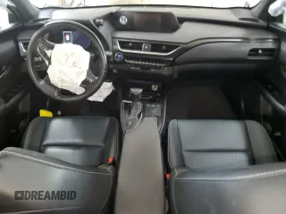 2022 Lexus UX 250h with VIN JTHX9JBH3N2058322, listed as a Copart auction lot 61646505 with 46,297 mi miles and Salvage title. Bid and sale history available at DreamBid. Image 8.