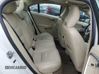 2015 Volvo S60 T5 Drive-E Premier z VIN YV140MFB2F1315820, wystawiony jako Copart lot #48077765 z przebiegiem 116 473 mil mil oraz Szkoda całkowita • Salvage title. Historia ofert i sprzedaży dostępna na DreamBid. Obrazek 10.