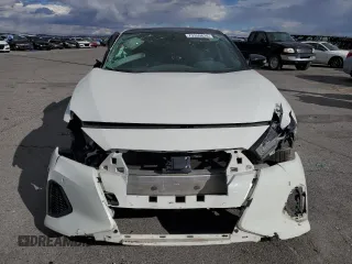 2019 Nissan Maxima SV with VIN 1N4AA6AV3KC363317, listed as a Copart auction lot 73350614 with 102,753 mi miles and Salvage title. Bid and sale history available at DreamBid. Image 5.