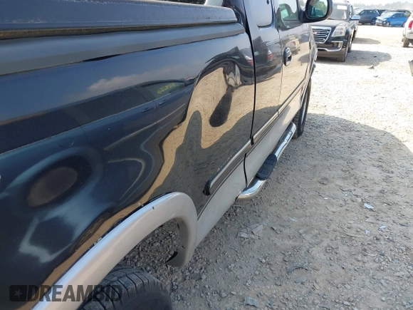 1998 Ford F-150 with VIN 2FTRX18L2WCA30075, listed as a IAAI auction lot 42687836 with 270,580 mi miles and . Bid and sale history available at DreamBid. Image 6.