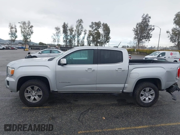 2017 GMC Canyon 4WD SLE with VIN 1GTG6CENXH1275254, listed as a IAAI auction lot 41776438 with 95,272 mi miles. Bid and sale history available at carsss.com. Image 14.