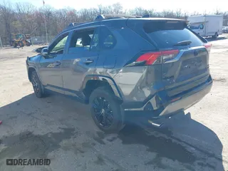 2024 Toyota RAV4 Hybrid XSE with VIN JTME6RFV5RD555138, listed as a IAAI auction lot 41850121 with 7,555 mi miles. Bid and sale history available at carsss.com. Image 3.