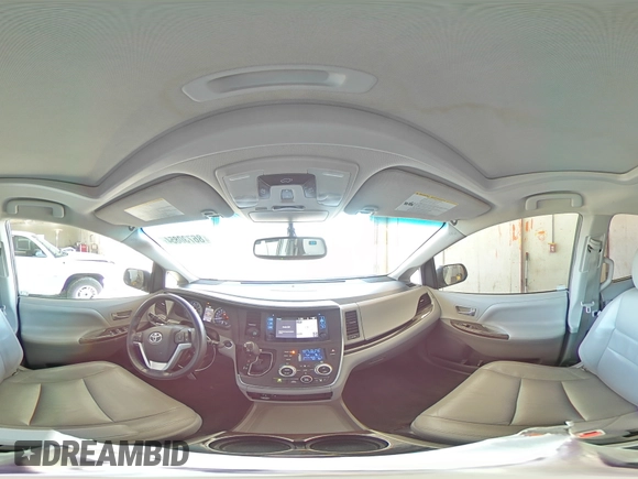 2015 Toyota Sienna XLE with VIN 5TDYK3DC4FS667923, listed as a Copart auction lot 86730854 with 62,486 mi miles and Salvage Title. Bid and sale history available at DreamBid. Image 16.