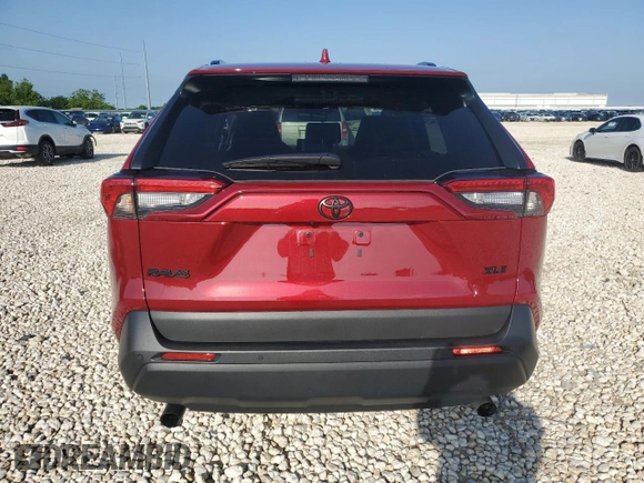 2024 Toyota RAV4 XLE Premium с VIN 2T3C1RFV0RW363991, выставлен на аукционе Copart как лот 55431015 с пробегом 6 822 миль миль и Списание • Salvage title. История ставок и продаж доступна на DreamBid. Изображение 6.