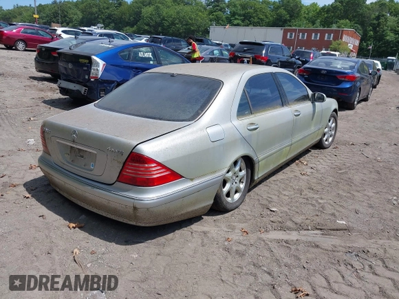 2005 Mercedes-Benz S 500 with VIN WDBNG84JX5A450743, listed as a IAAI auction lot 42740185 with 192,335 mi miles and . Bid and sale history available at DreamBid. Image 4.