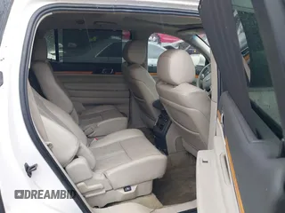 2012 Lincoln MKT EcoBoost z VIN 2LMHJ5AT6CBL50239, wystawiony jako IAAI lot #41923179 z przebiegiem 215 418 mil mil oraz . Historia ofert i sprzedaży dostępna na DreamBid. Obrazek 8.