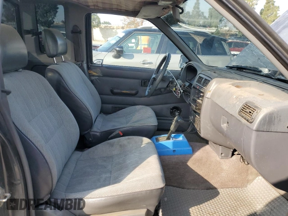 1994 Nissan Frontier XE с VIN 1N6SD16S0RC408633, выставлен на аукционе Copart как лот 43280715 с пробегом 116 543 миль миль и Списание • Salvage title. История ставок и продаж доступна на DreamBid. Изображение 10.