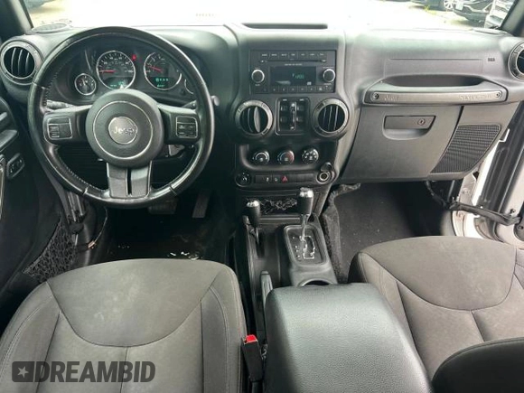 2018 Jeep Wrangler Unlimited Sport S with VIN 1C4HJWDG6JL927319, listed as a Copart auction lot 60488085 with 185,000 mi miles and Clean title. Bid and sale history available at DreamBid. Image 9.