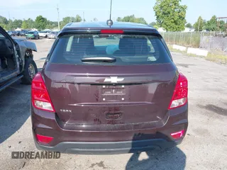 2020 Chevrolet Trax LS with VIN KL7CJKSB2LB352250, listed as a IAAI auction lot 40187405 with 49,543 mi miles and . Bid and sale history available at DreamBid. Image 17.