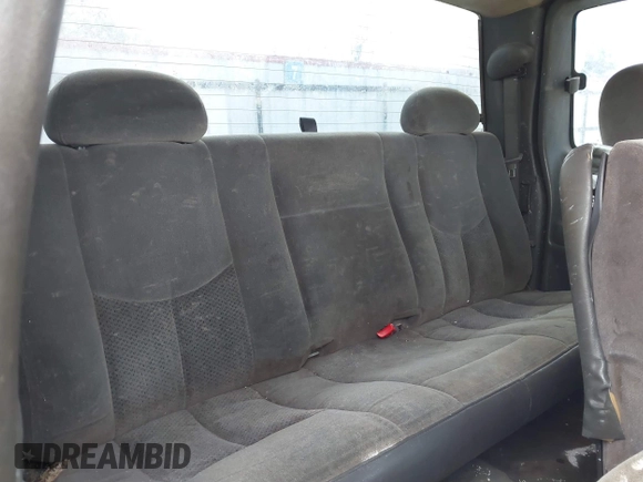 2003 Chevrolet Silverado 1500 with VIN 2GCEC19T731186984, listed as a IAAI auction lot 41521313 with 288,433 mi miles. Bid and sale history available at carsss.com. Image 8.