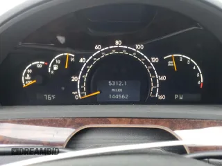 2002 Mercedes-Benz S 500 z VIN WDBNG75J22A219954, wystawiony jako Copart lot #56286855 z przebiegiem 144 562 mil mil oraz Szkody całkowita. Historia ofert i sprzedaży dostępna na DreamBid. Obrazek 9.