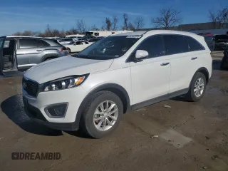 2018 Kia Sorento LX V6 with VIN 5XYPG4A55JG388639, listed as a Copart auction lot 46264165 with 61,944 mi miles and Salvage Title. Bid and sale history available at carsss.com. Image 1.