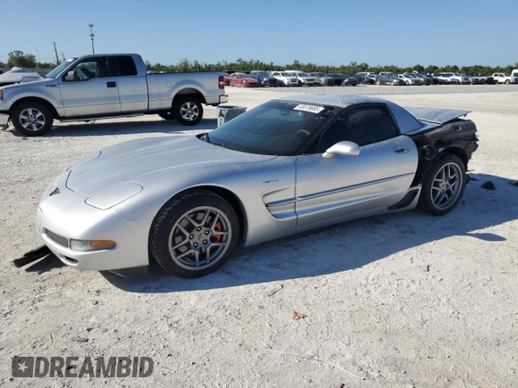 2001 Chevrolet Corvette Z06 with VIN 1G1YY12S115116725, listed as a Copart auction lot 48578685 with 52,988 mi miles and Salvage Title. Bid and sale history available at carsss.com. Image 1.