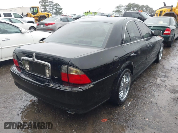 2005 Lincoln LS w/Luxury Pkg with VIN 1LNHM86S85Y618900, listed as a IAAI auction lot 41308598 with 203,974 mi miles. Bid and sale history available at carsss.com. Image 4.