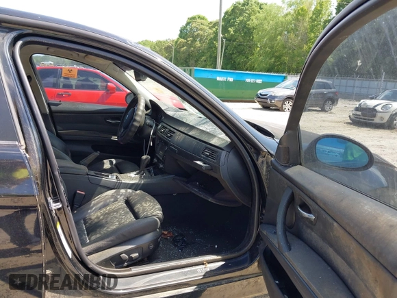 2008 BMW 3 Series 328i with VIN WBAVA33558P142145, listed as a IAAI auction lot 42182673 with Not provided miles and . Bid and sale history available at DreamBid. Image 5.