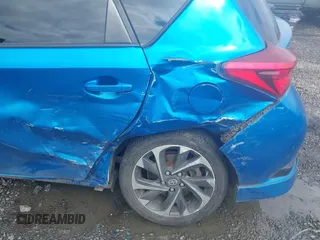 2016 Scion iM z VIN JTNKARJE1GJ512385, wystawiony jako IAAI lot #42020888 z przebiegiem 95 355 mil mil oraz . Historia ofert i sprzedaży dostępna na DreamBid. Obrazek 6.
