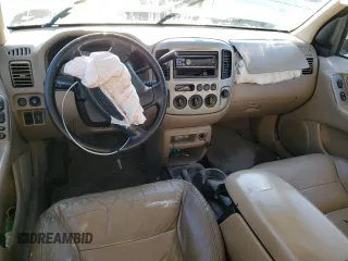 2003 Ford Escape Limited with VIN 1FMCU04143KD09169, listed as a Copart auction lot 37768243 with Not Provided miles and Clean Title. Bid and sale history available at carsss.com. Image 8.