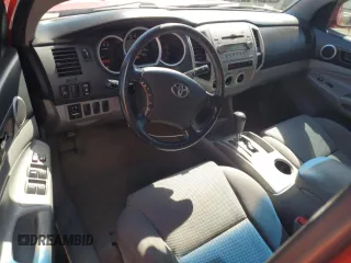 2007 Toyota Tacoma z VIN 5TELU42N87Z410198, wystawiony jako Copart lot #52401095 z przebiegiem 170 701 mil mil oraz Szkoda całkowita • Salvage title. Historia ofert i sprzedaży dostępna na DreamBid. Obrazek 8.