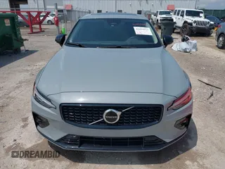 2024 Volvo S60 Core Dark Theme with VIN 7JRL12TK4RG282667, listed as a IAAI auction lot 42439211 with 40,113 mi miles and . Bid and sale history available at DreamBid. Image 6.