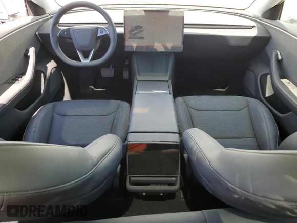 2025 Tesla Model 3 Long Range z VIN 5YJ3E1EAXSF914864, wystawiony jako Copart lot #60901055 z przebiegiem 4 174 mil mil oraz Szkoda całkowita • Salvage title. Historia ofert i sprzedaży dostępna na DreamBid. Obrazek 8.