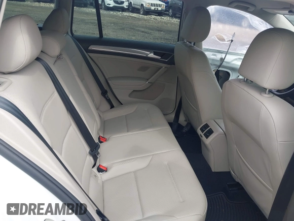 2017 Volkswagen Golf S с VIN 3VWH17AUXHM523431, выставлен на аукционе IAAI как лот 42381553 с пробегом 68 240 миль миль и . История ставок и продаж доступна на DreamBid. Изображение 8.