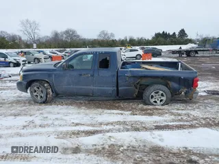 2006 Dodge Dakota SLT with VIN 1D7HW42N36S589968, listed as a IAAI auction lot 41623888 with 174,464 mi miles and . Bid and sale history available at carsss.com. Image 14.