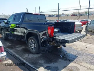 2025 GMC Sierra 1500 SLT с VIN 1GTUUDED1SZ175400, выставлен на аукционе IAAI как лот 42538160 с пробегом 13 777 миль миль и . История ставок и продаж доступна на DreamBid. Изображение 3.