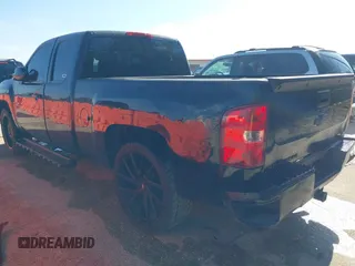 2010 Chevrolet Silverado 1500 LT with VIN 1GCSCSE06AZ263210, listed as a IAAI auction lot 41669444 with 183,186 mi miles and . Bid and sale history available at DreamBid. Image 3.