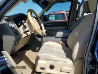 2011 Ford Expedition XLT z VIN 1FMJU1H58BEF05171, wystawiony jako Copart lot #50870025 z przebiegiem 189 661 mil mil oraz Szkoda całkowita • Salvage title. Historia ofert i sprzedaży dostępna na DreamBid. Obrazek 7.