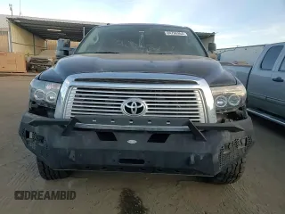 2013 Toyota Tundra Limited z VIN 5TFHY5F17DX273782, wystawiony jako Copart lot #84766964 z przebiegiem 197 489 mil mil oraz Szkoda całkowita • Salvage title. Historia ofert i sprzedaży dostępna na DreamBid. Obrazek 11.