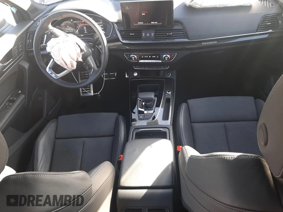 2022 Audi SQ5 Premium Plus with VIN WA1B4AFY0N2066635, listed as a Copart auction lot 71725773 with 13,527 mi miles. Bid and sale history available at carsss.com. Image 8.