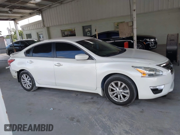 2014 Nissan Altima S with VIN 1N4AL3AP5EC136502, listed as a IAAI auction lot 42143885 with 116,923 mi miles and . Bid and sale history available at DreamBid. Image 13.
