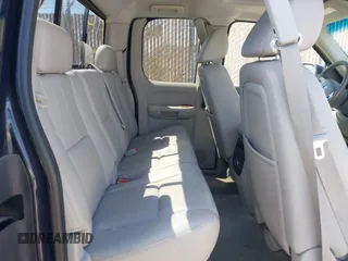 2008 GMC Sierra 1500 with VIN 1GTEK19Y98Z225605, listed as a IAAI auction lot 42216751 with 275,642 mi miles and . Bid and sale history available at DreamBid. Image 8.