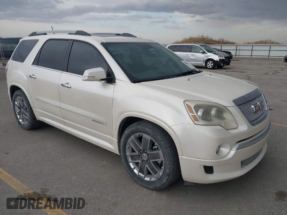2012 GMC Acadia Denali with VIN 1GKKVTED3CJ151425, listed as a IAAI auction lot 41810932 with 180,671 mi miles. Bid and sale history available at carsss.com. Image 1.