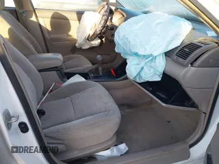 2003 Toyota Camry LE with VIN 4T1BE32KX3U196211, listed as a IAAI auction lot 41535512 with 184,473 mi miles and . Bid and sale history available at DreamBid. Image 5.
